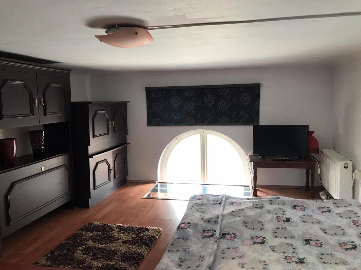Apartament Andreea Târgu-Mureş Eksteriør bilde